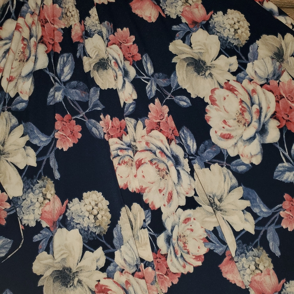 Sale!! Last 3! Kristi Navy Floral Midi Dress - Picture 5 of 5